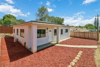 Building Photo - 4714 Harbinson Ave