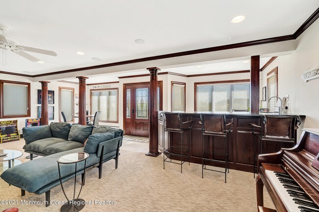 Foto del edificio - 211 Ocean Ave N