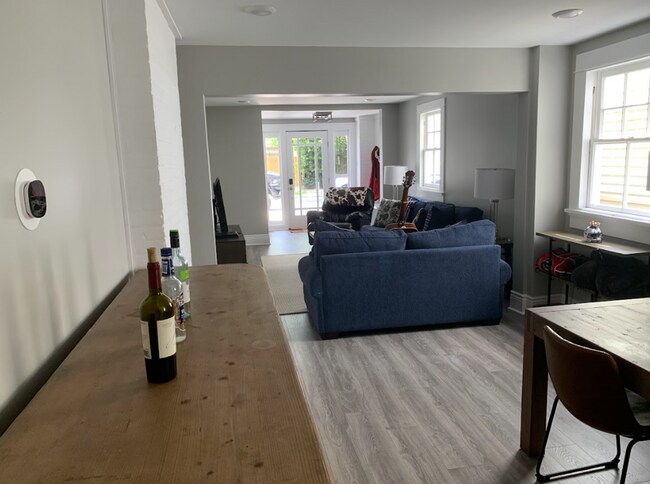 Foto del edificio - Charming Duplex in the Heart of Uptown New...