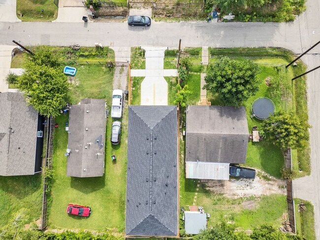 Foto del edificio - ? Spacious & Stylish 3-Bed Home – Garage Included! ?