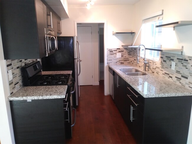 Building Photo - 4120 N 45th Pl