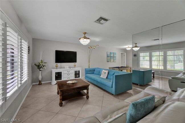 Building Photo - 3055 Round Table Ct