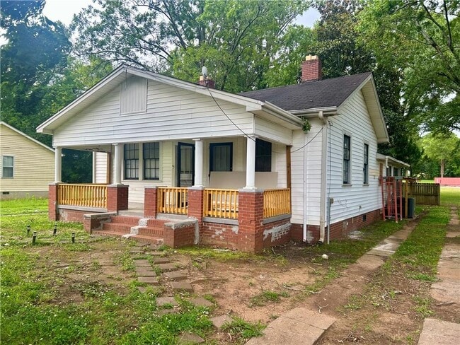 Building Photo - 6 E 19th St