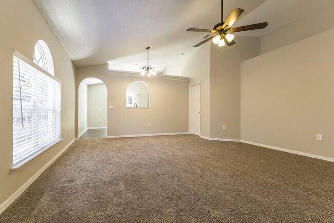 Building Photo - 6748 Ebans Bend