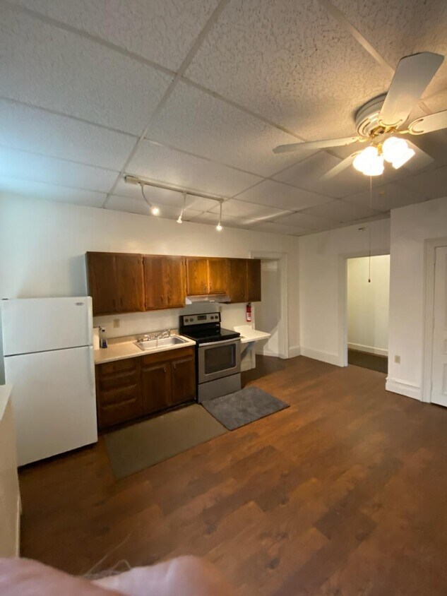 151 N Hanover St Unit 3, Pottstown, PA 19464 Apartments in Pottstown