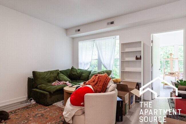 Foto del edificio - 4939 N St Louis Ave