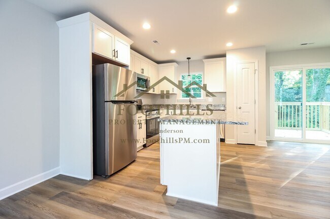Foto del edificio - 4-Bedroom Gem in Williamston—Don’t Miss This!