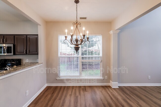 Foto del edificio - 13933 Brownfield Trail Ct