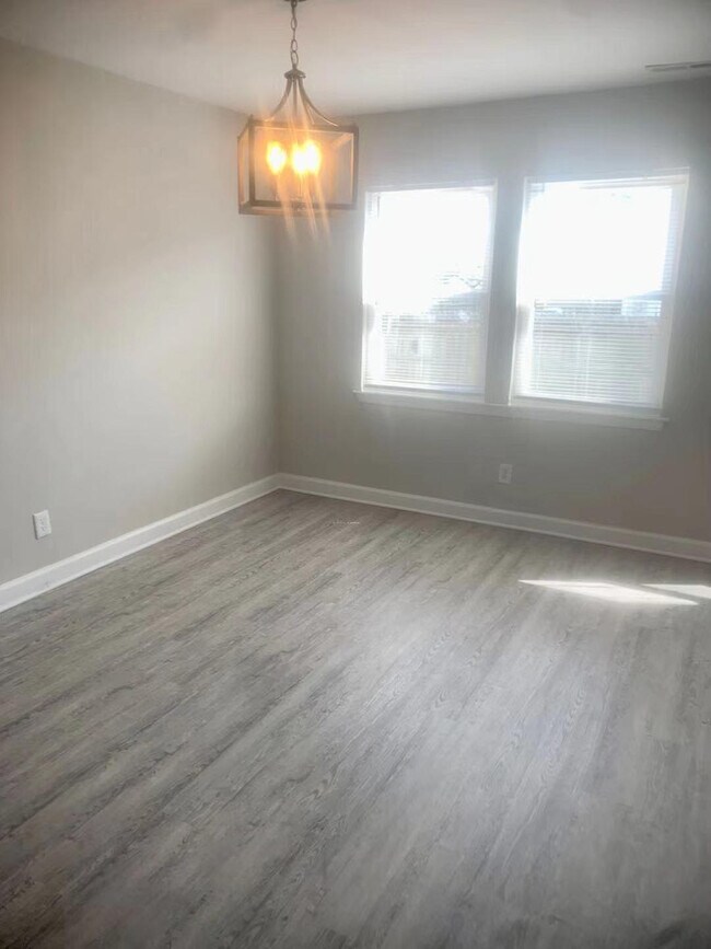 Building Photo - 3051 Blitz Ct