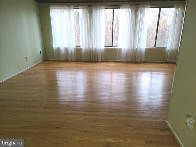 Foto del edificio - 8215 Cagle Rd