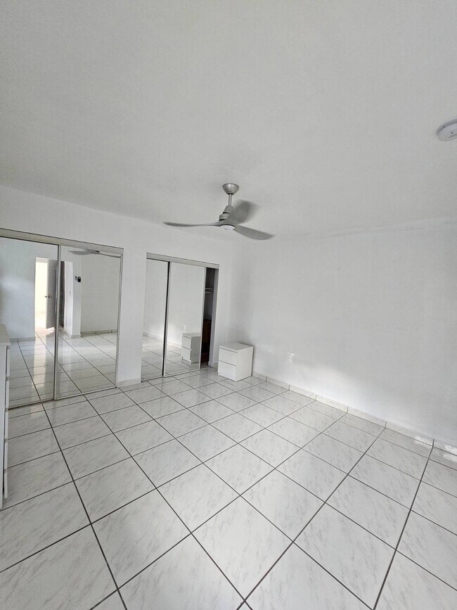 Foto del edificio - 8540 SW 16th St