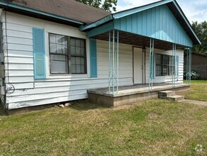 Building Photo - 1014 N Phoenix Ave