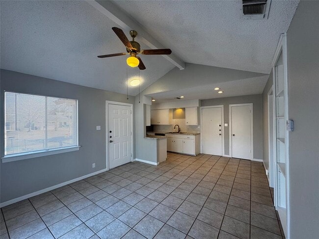 Building Photo - 5916 Cherry Loop