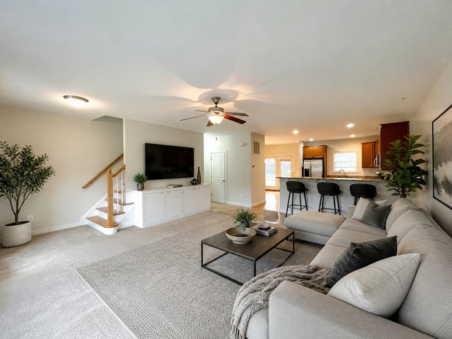 Building Photo - 2172 Saranac Ct