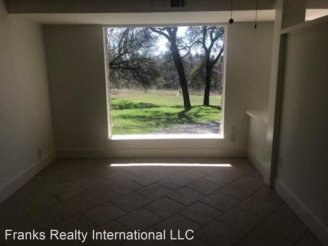 Building Photo - 8601 Jacksboro Hwy