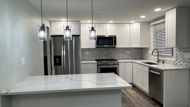 Foto del edificio - 303 Quincy Ct