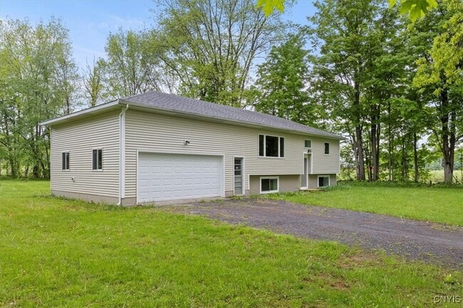Building Photo - 7377 Merriman Rd