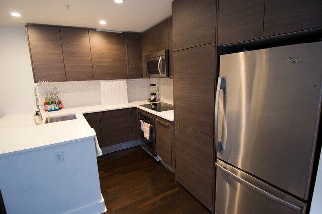 Foto del edificio - 3511 13th St NW