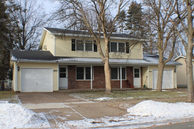 Building Photo - 3620 Lana Ln