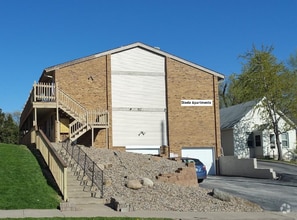 Building Photo - 807 N 45th St