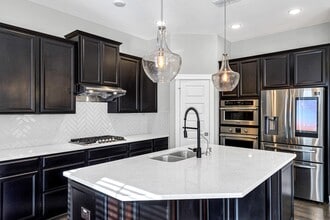 Building Photo - 12562 Holly Blue Ln