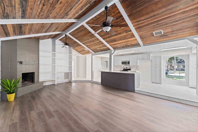 Foto del edificio - 23122 Whispering Willow Dr