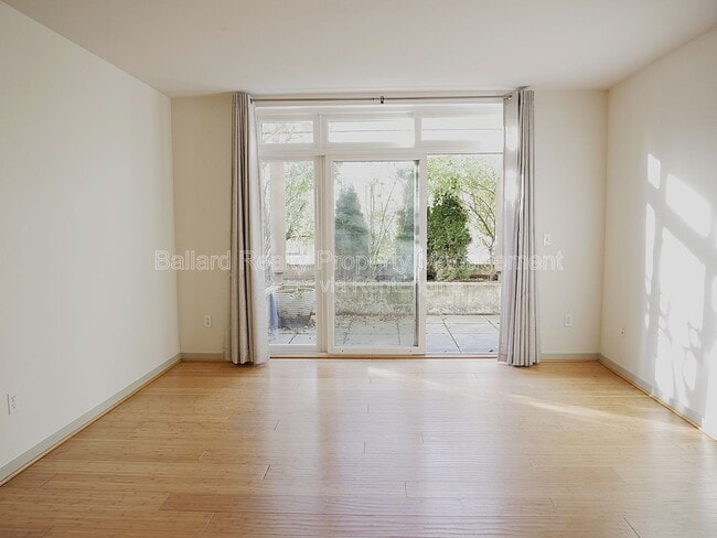 Photo - 1530 NW Market St Apartment