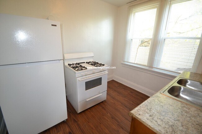 Foto del edificio - 4423 Greenlee Ave