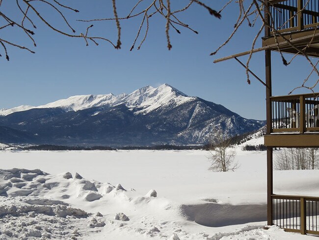 Building Photo - Winter Seasonal Rental- Lake Dillon Condos 203