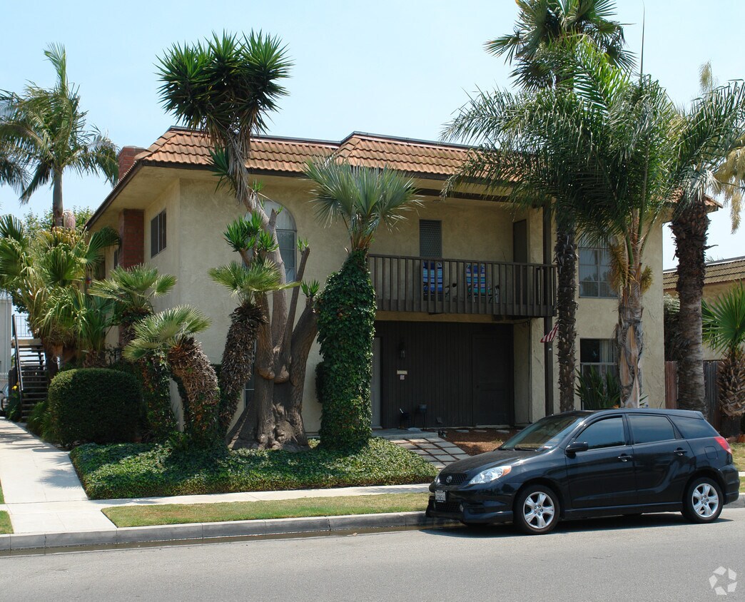 Building Photo - 16102 Waikiki Ln