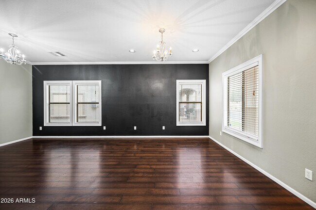 Foto del edificio - 10923 W Elm St