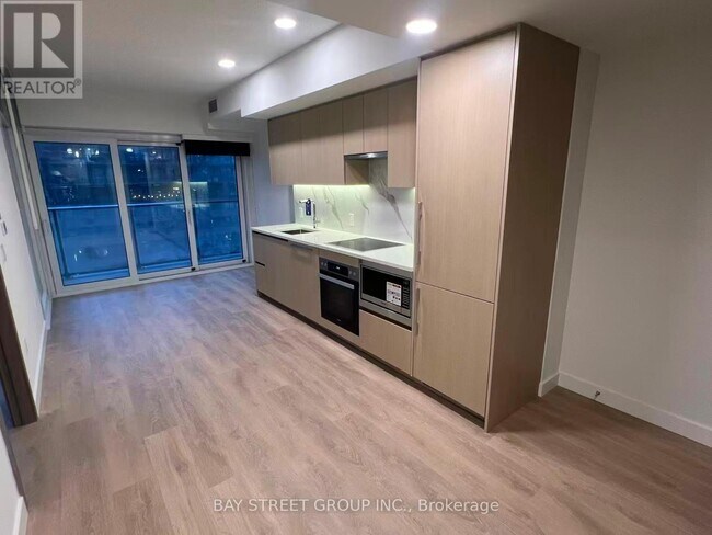 Photo du bâtiment - 3 Concord Cityplace Wy