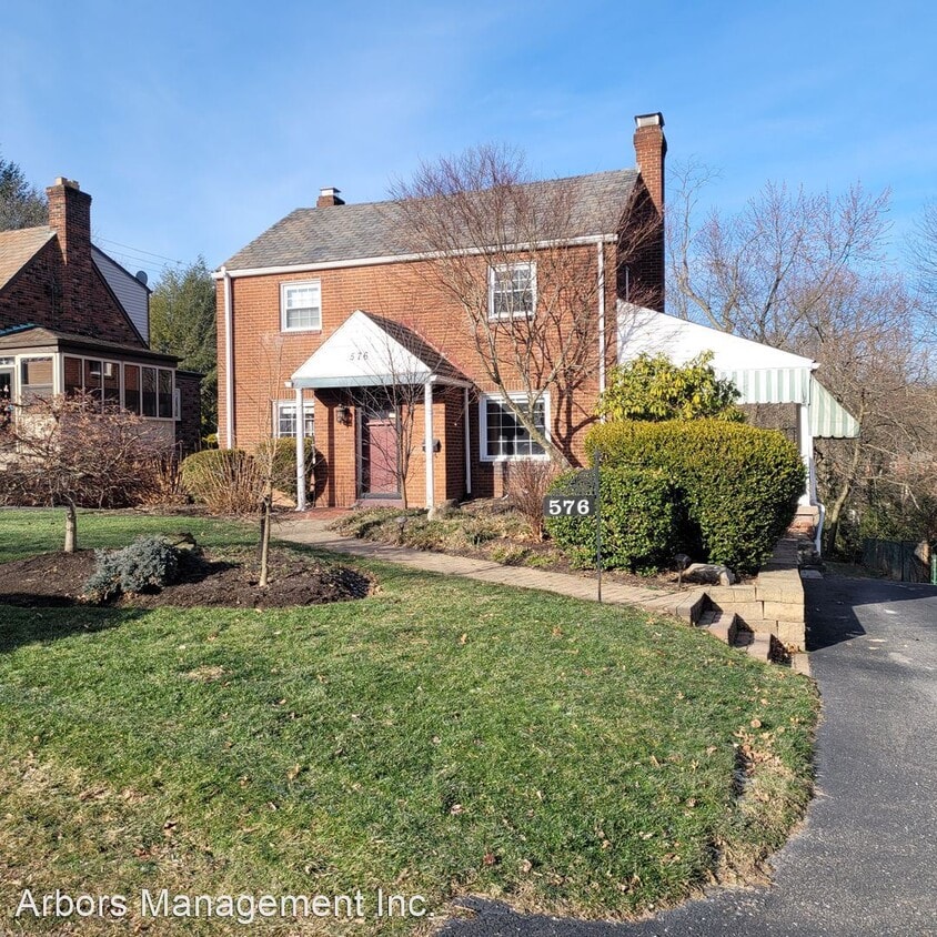 3 br, 1.5 bath House 576 Audubon Avenue House Rental in Pittsburgh