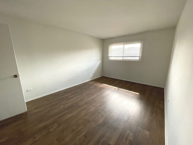 Building Photo - 4518 Beau Monde Dr