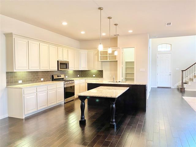 Building Photo - 1033 Lone Ivory Trail