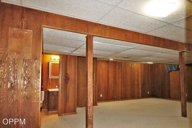 Building Photo - 4 br, 3 bath House - 3742 S 48th Ave