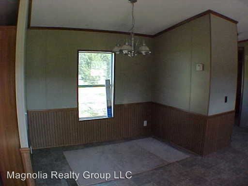 Building Photo - 182 Clements Rd