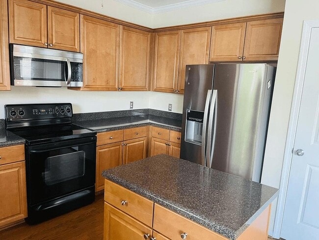 Foto del edificio - 4102 Regency Ct