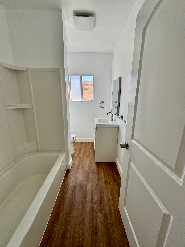 Photo - 250 1/2 W 49th St (Los Angeles, CA)