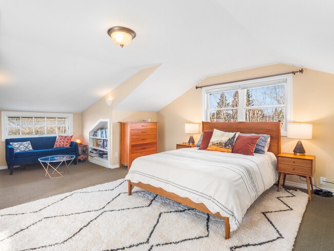 Foto del edificio - 3044 NE 53rd Ave