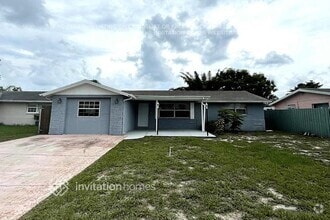 Building Photo - 8706 Roble Way