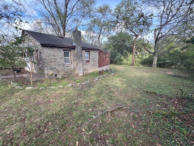 Foto del edificio - Remodeled Single-Family Gem in East Nashville