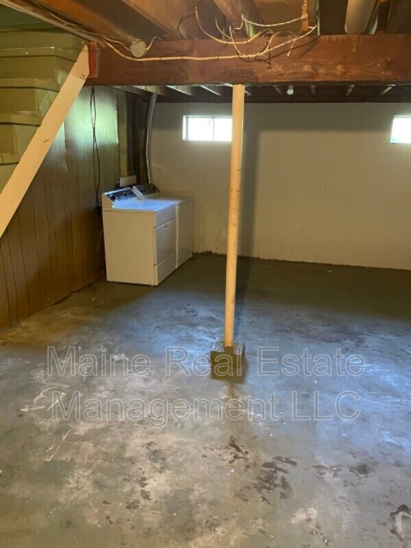 238 Mt Hope Ave, Bangor, ME 04401 Condo for Rent in Bangor, ME