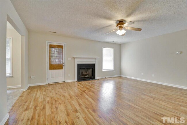 Building Photo - 1512 Kempsey Cir