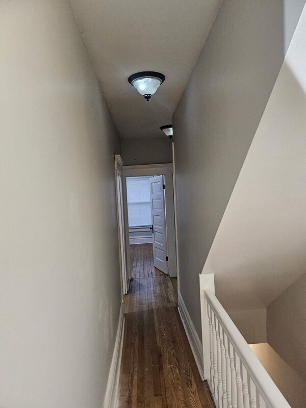 Building Photo - 1619 E Main St