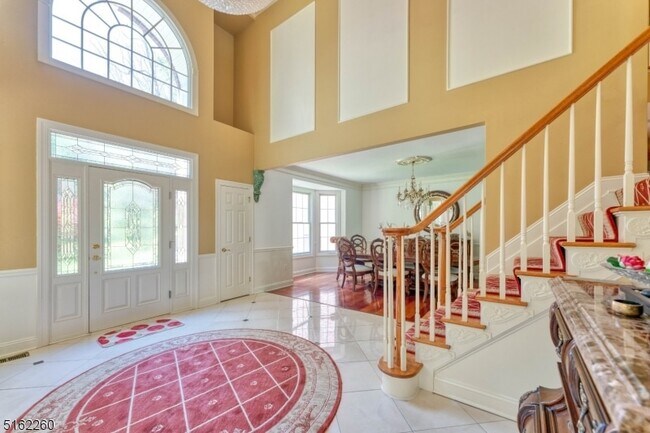 Foto del edificio - 12 Fieldflower Dr