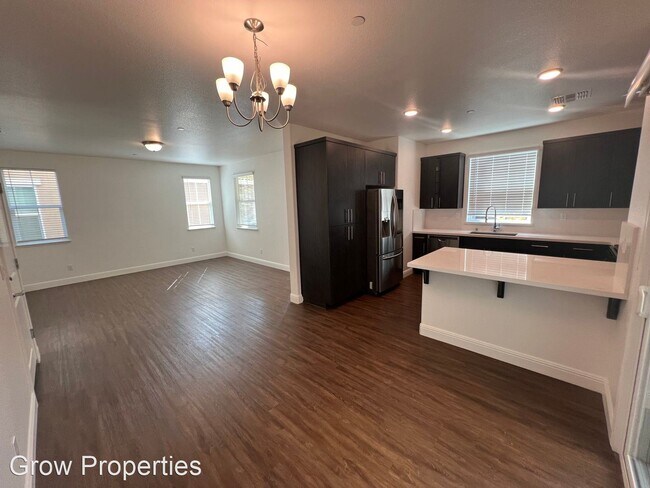 Foto del edificio - 3 br, 2.5 bath House - 10771 Portico Cir