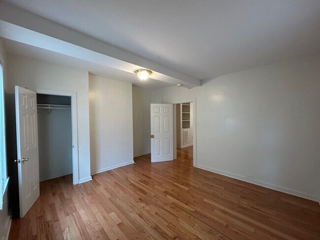 Foto del edificio - Spacious 2 Bed 2 Bath House with Storage /...