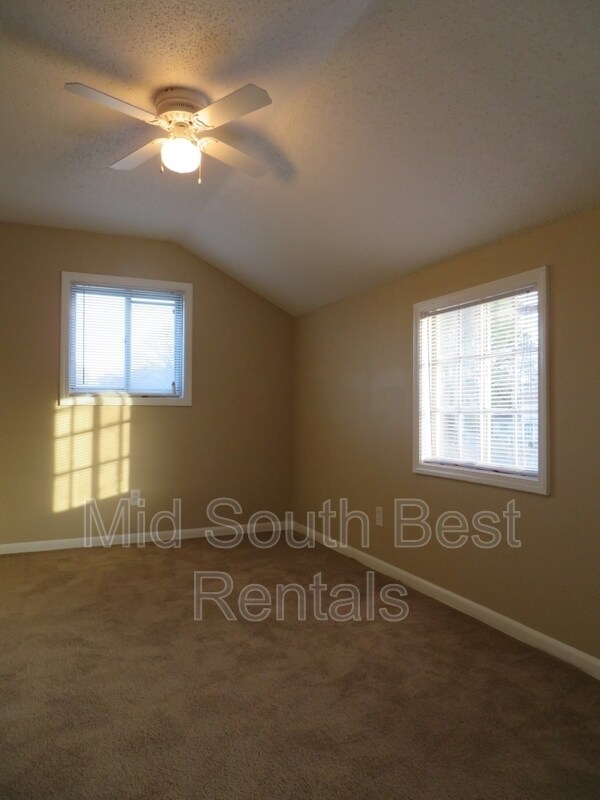 Foto del edificio - 4106 Chippewa Rd