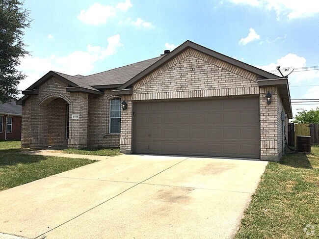 Building Photo - 6708 Lake Jackson Dr